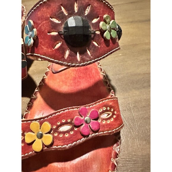 Spring step 42 sandals, Red Leather With Flowers *READ - Picture 2 of 8